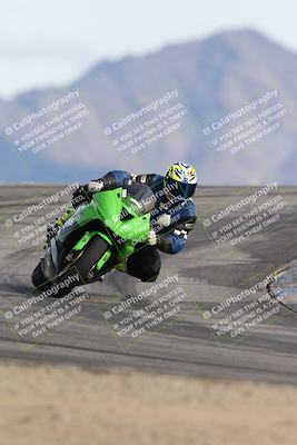 media/Nov-16-2025-Race Pace (Sun) [[8c5fa54630]]/Verified Riders/8-Turn 12 (120pm)/